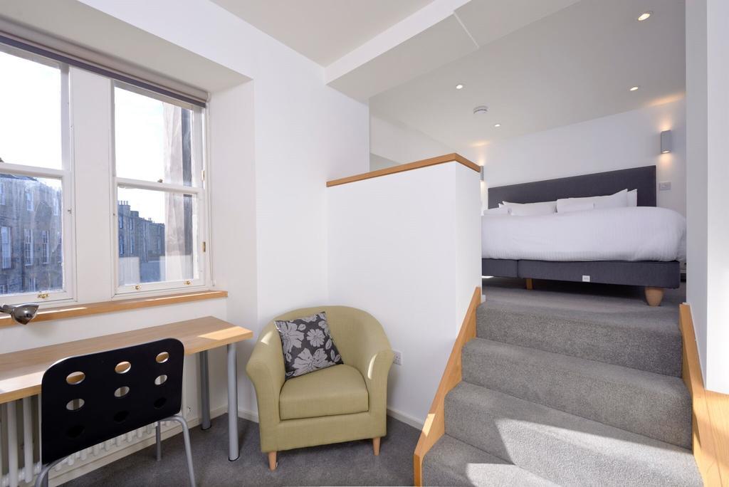 Appartamento Destiny Scotland - Broughton St Lofts Edimburgo Esterno foto